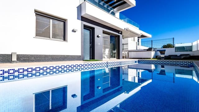4 sovrum Villa till salu i Orihuela Costa, Orihuela med pool - 630 000 € (Ref: 9427147)