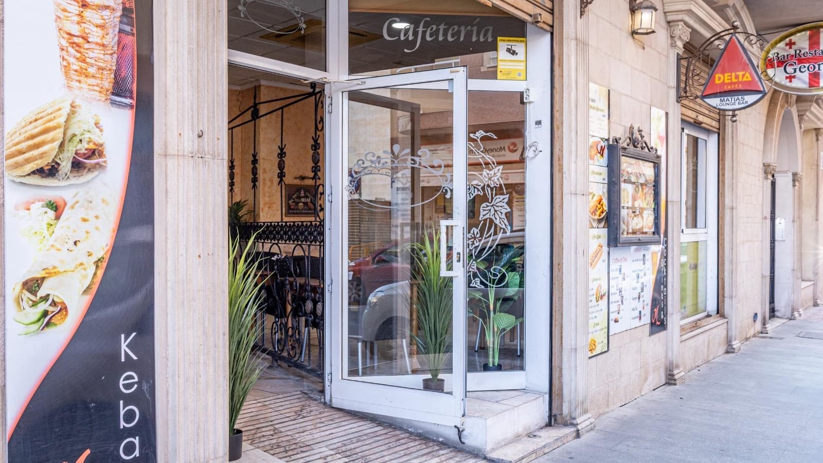 Gewerbe zu verkaufen in Torrevieja - 190.000 € (Ref: 9472944)