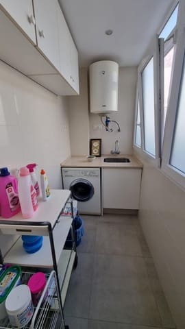 Apartamento de 2 habitaciones en Playa del Acequión, Torrevieja en venta con piscina - 379.000 € (Ref: 9527641)