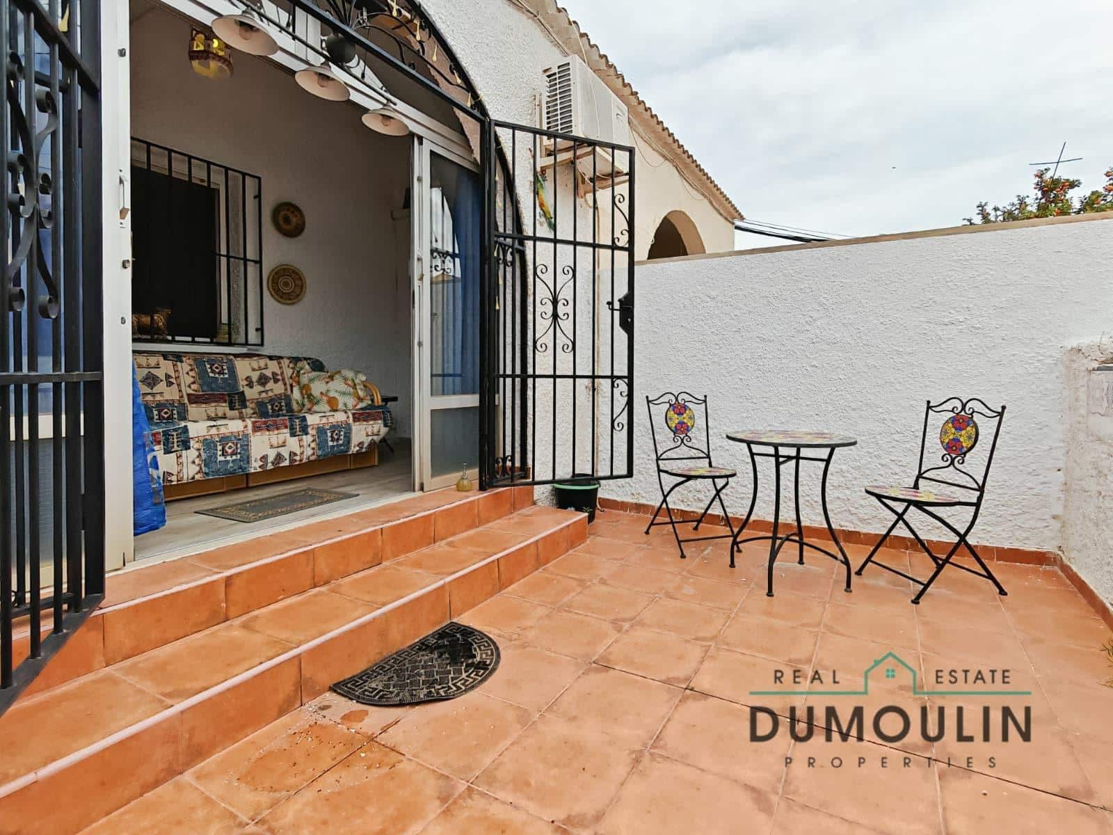 1 quarto Bungalow para venda em Torrevieja - 99 999 € (Ref: 9591223)