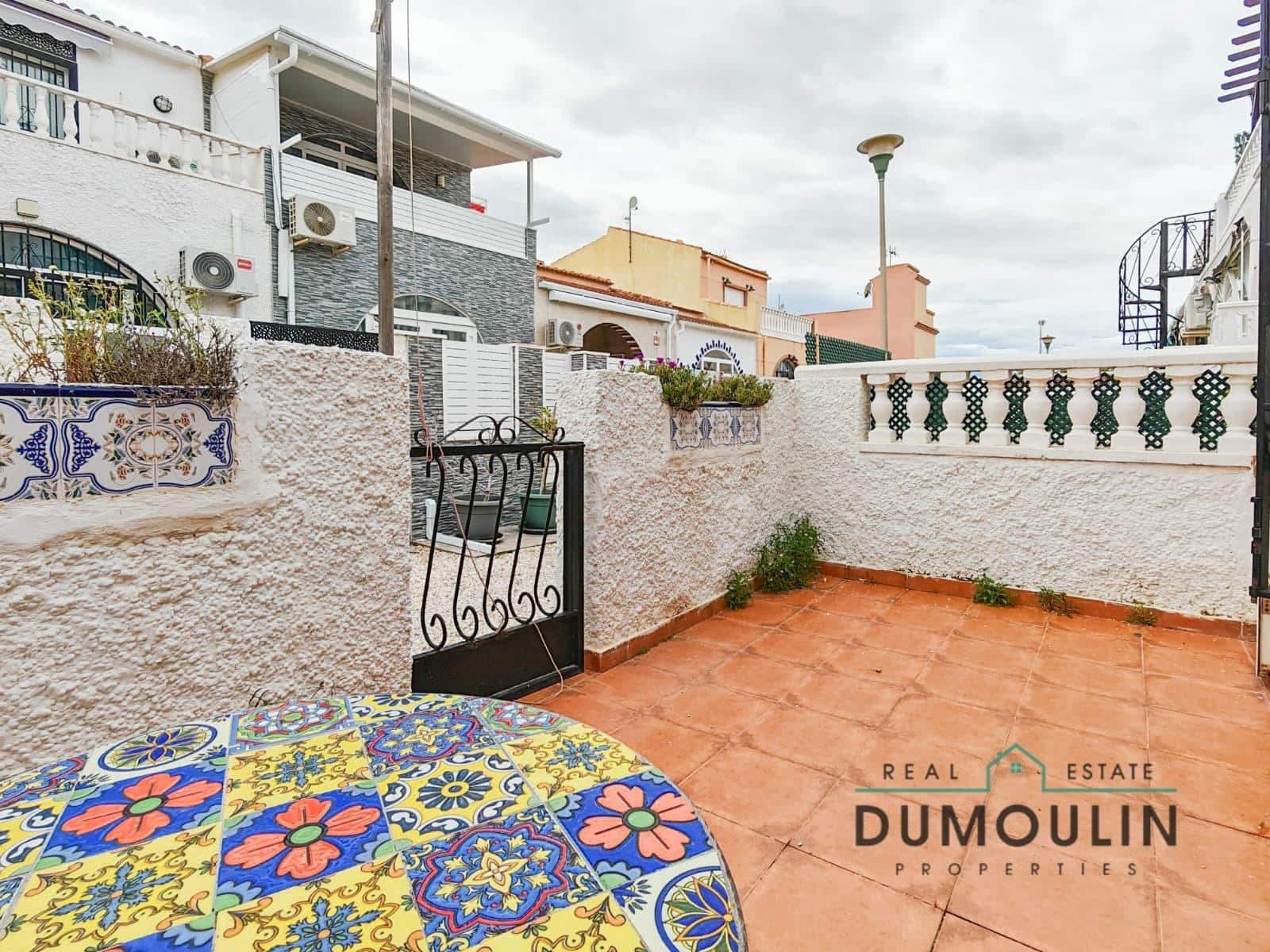 1 quarto Bungalow para venda em Torrevieja - 99 999 € (Ref: 9591223)