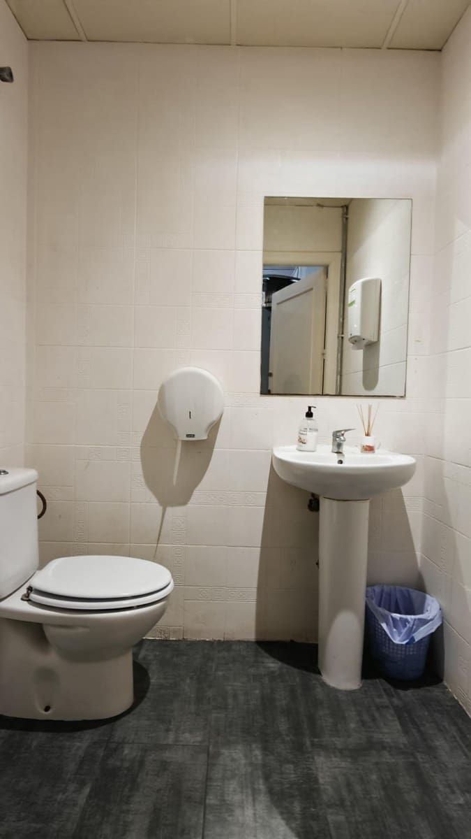 Business for rent in Orihuela Costa - € 820 (Ref: 9651898)