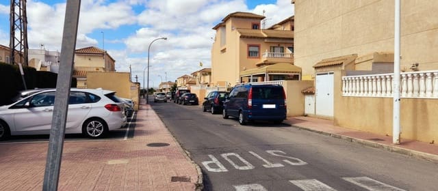 2 makuuhuone Bungalow myytävänä paikassa Paraje Natural, Torrevieja mukana uima-altaan - 124 990 € (Ref: 9666454)