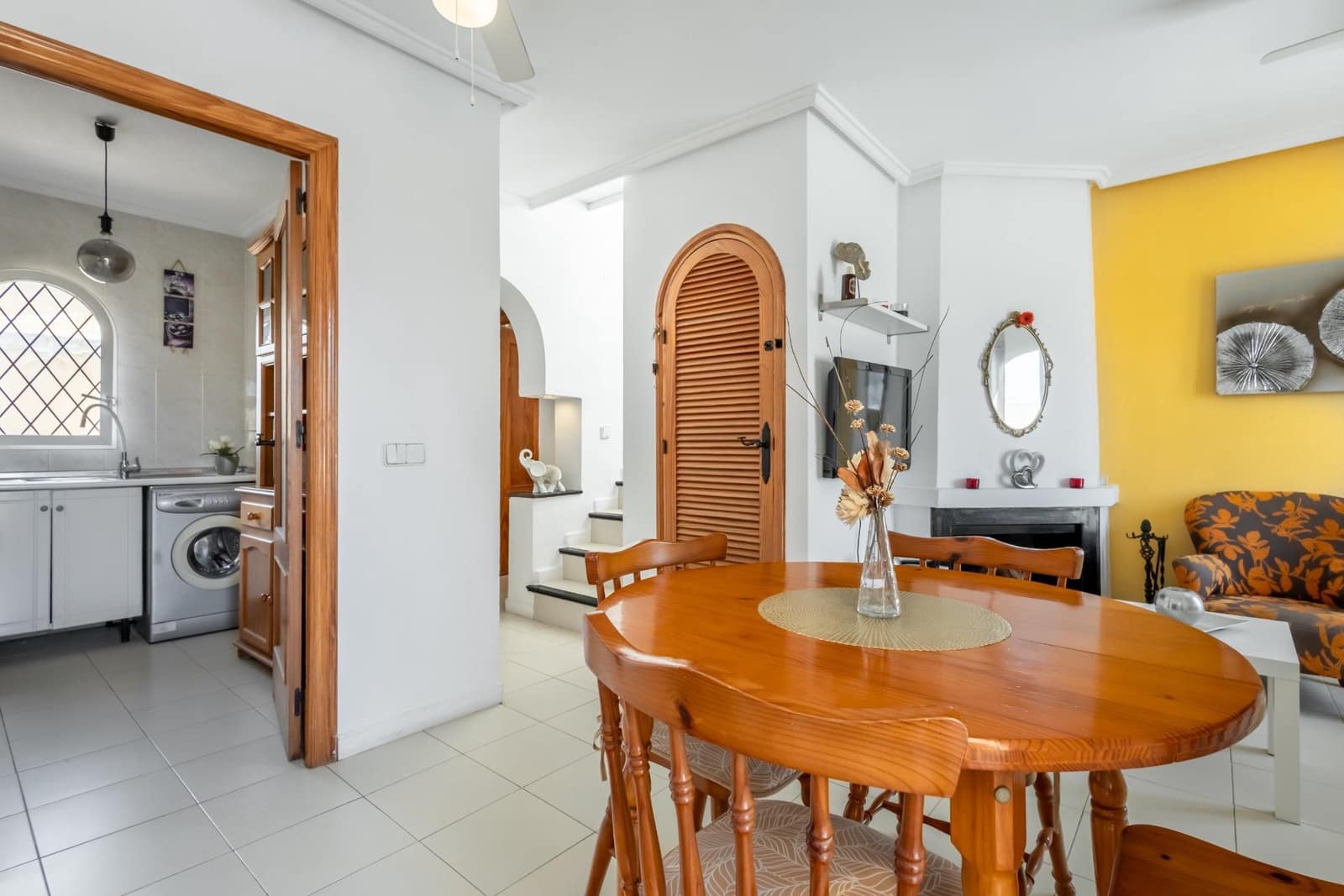 2 soveværelse Bungalow til salg i Torrevieja med swimmingpool - € 134.500 (Ref: 9677433)