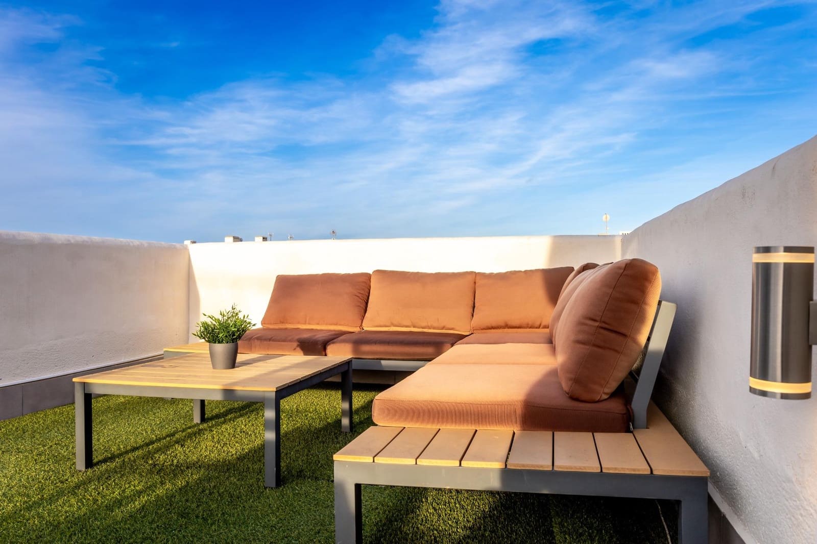 2 soveværelse Bungalow til salg i Torrevieja med swimmingpool - € 134.500 (Ref: 9677433)