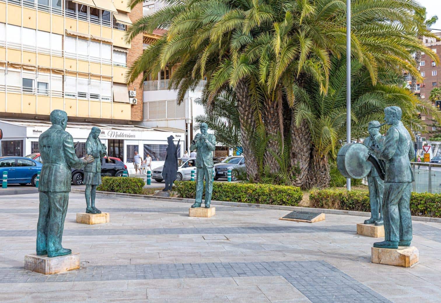 2 sovrum Lägenhet till salu i Torrevieja med pool - 119 000 € (Ref: 9738505)