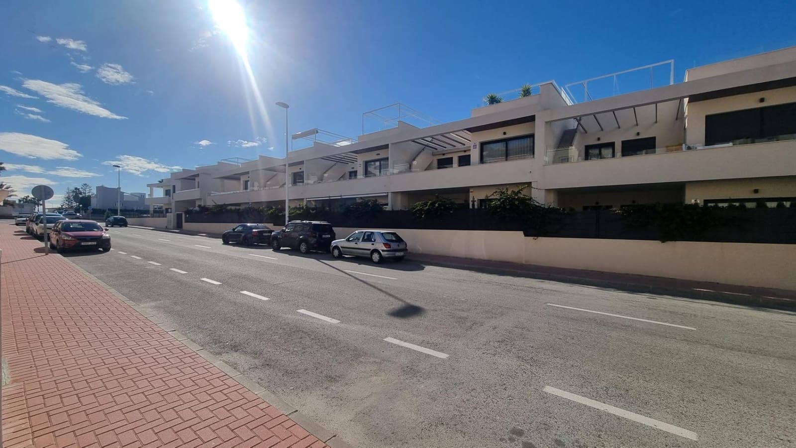 2 bedroom Beach Apartment for sale in La Veleta - € 133,000 (Ref: 9807923)