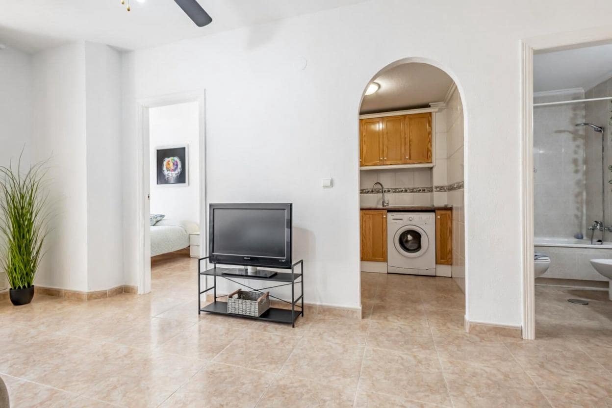 1 camera da letto Appartamento in vendita in Torrevieja con piscina garage - 124.000 € (Rif: 9833616)