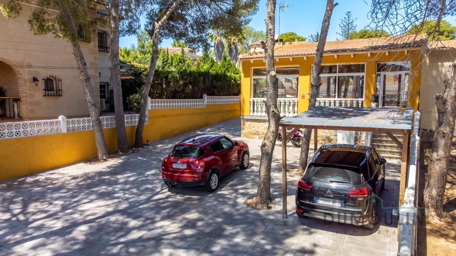 2 soveværelse Semi-Rækkehus til salg i Los Balcones med swimmingpool - € 420.000 (Ref: 9861846)