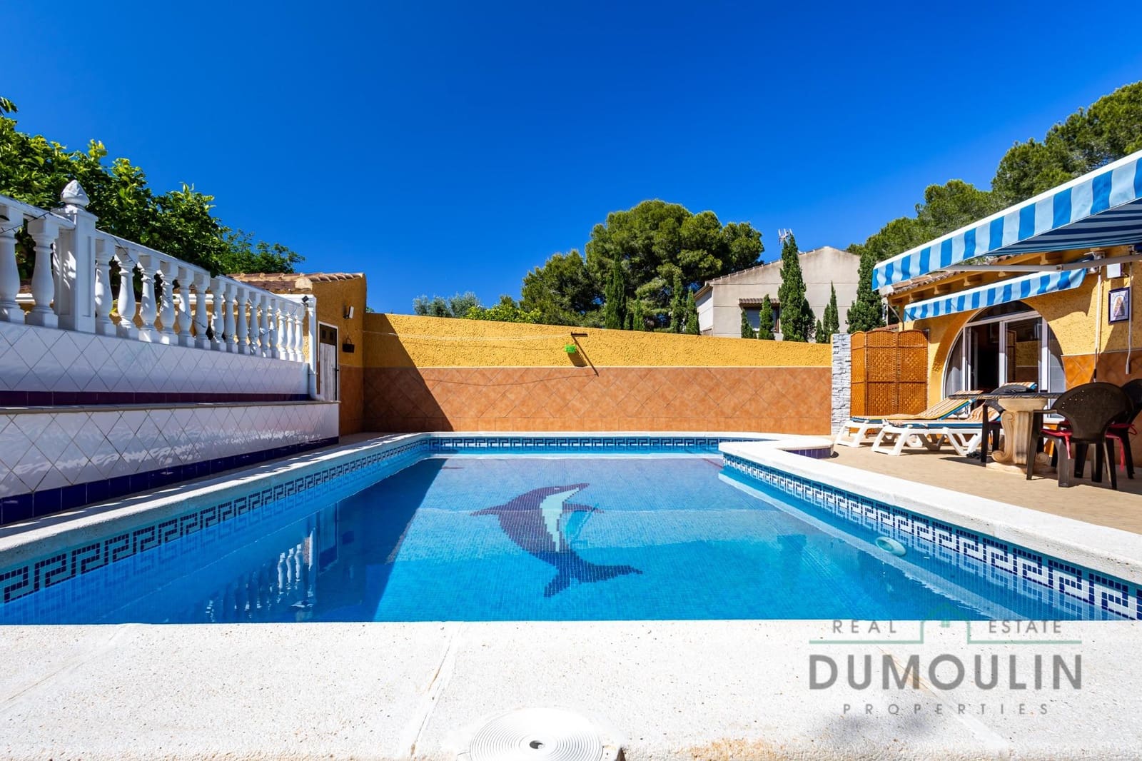 2 soveværelse Semi-Rækkehus til salg i Los Balcones med swimmingpool - € 420.000 (Ref: 9861846)