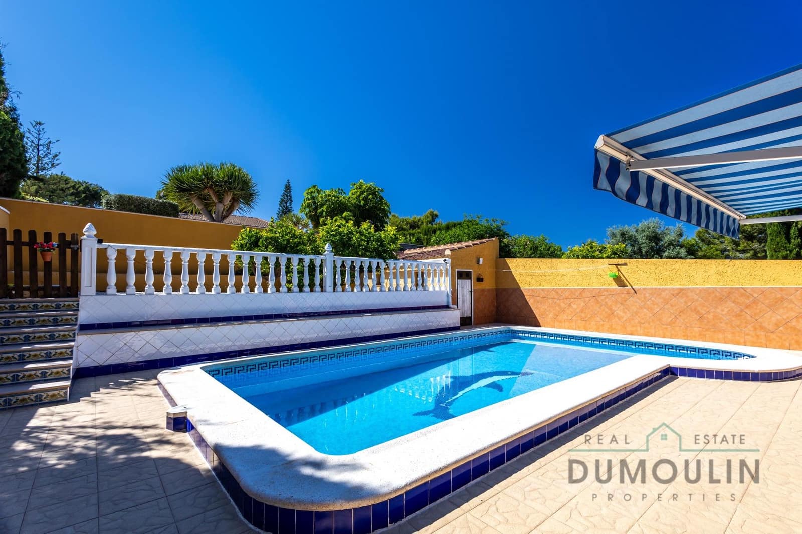 2 soveværelse Semi-Rækkehus til salg i Los Balcones med swimmingpool - € 420.000 (Ref: 9861846)