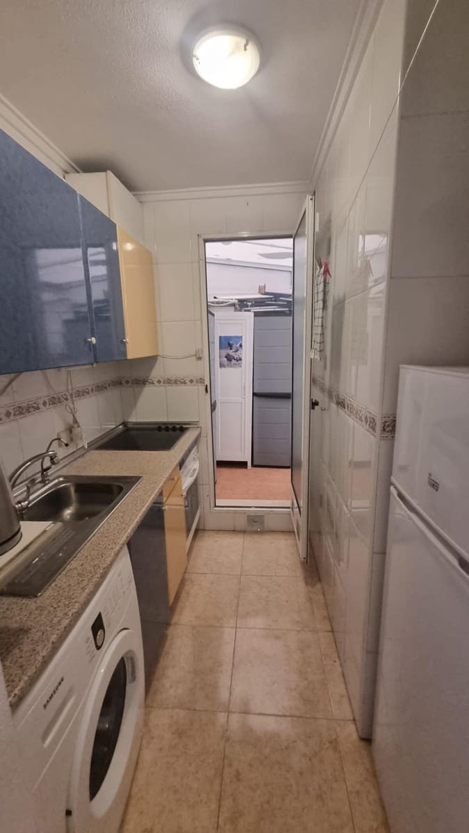 1 quarto Apartamento para venda em Torrevieja - 103 000 € (Ref: 9884759)