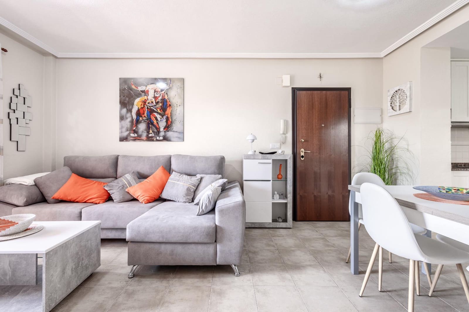 2 sovrum Lägenhet till salu i Torrevieja med pool - 164 000 € (Ref: 9913129)