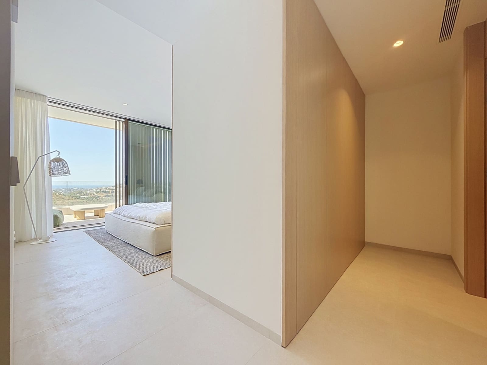 3 quarto Apartamento para venda em Benahavis com garagem - 1 490 000 € (Ref: 10030207)