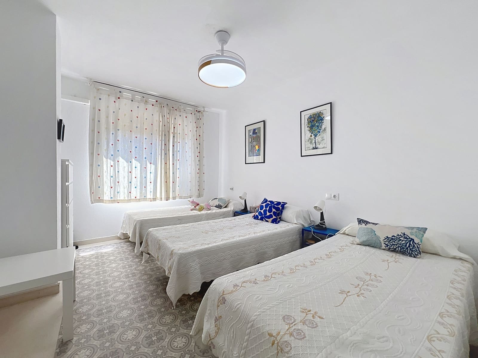 Apartamento de 2 habitaciones en San Luis de Sabinillas en venta - 249.000 € (Ref: 10033587)
