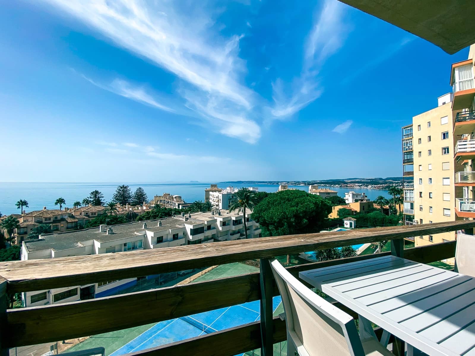 1 soveværelse Lejlighed til salg i Estepona med swimmingpool - € 285.000 (Ref: 10061679)