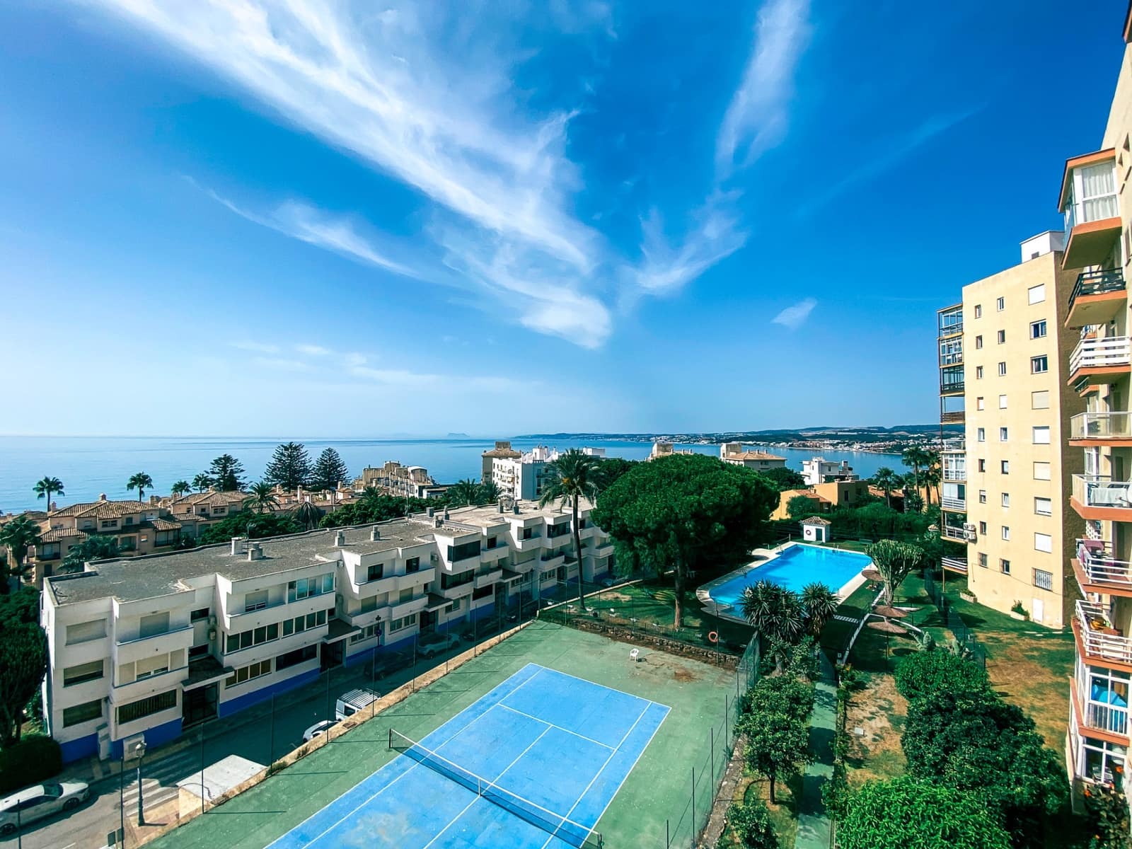 1 soveværelse Lejlighed til salg i Estepona med swimmingpool - € 285.000 (Ref: 10061679)
