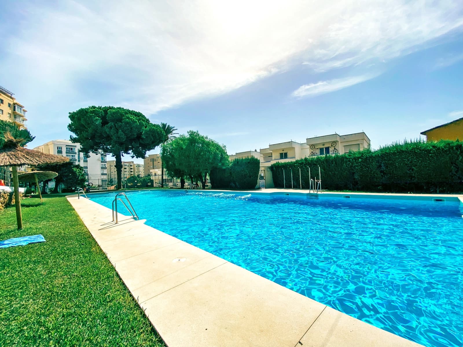 1 soveværelse Lejlighed til salg i Estepona med swimmingpool - € 285.000 (Ref: 10061679)
