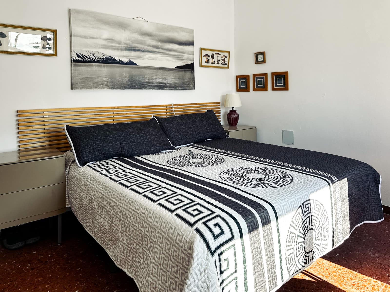 9 slaapkamer Villa te koop in Manilva met zwembad - € 1.250.000 (Ref: 10067678)