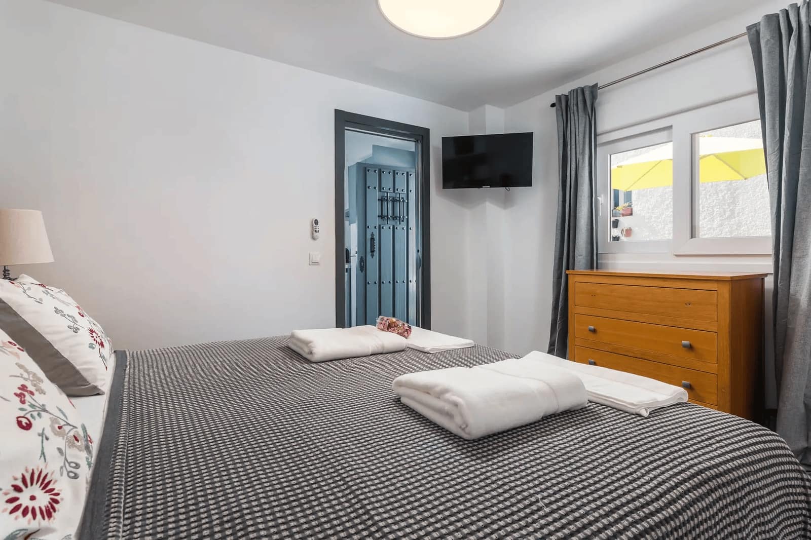 9 slaapkamer Villa te koop in Manilva met zwembad - € 1.250.000 (Ref: 10067678)
