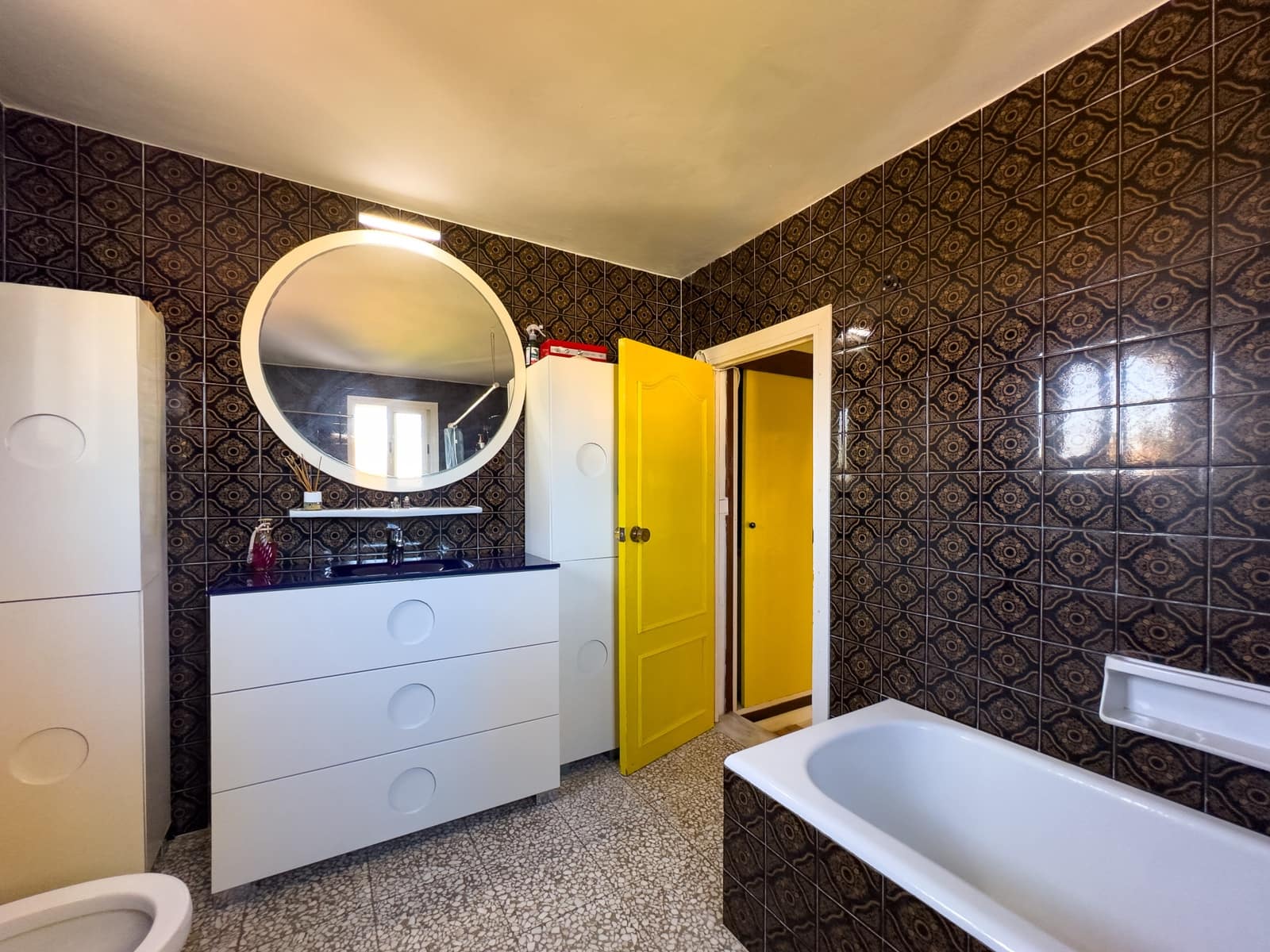 9 slaapkamer Villa te koop in Manilva met zwembad - € 1.250.000 (Ref: 10067678)