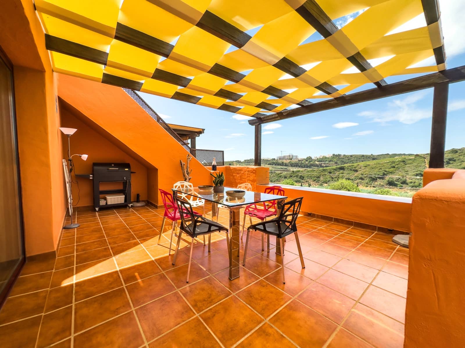 2 soveværelse Penthouse til salg i Casares med swimmingpool garage - € 459.000 (Ref: 10094369)