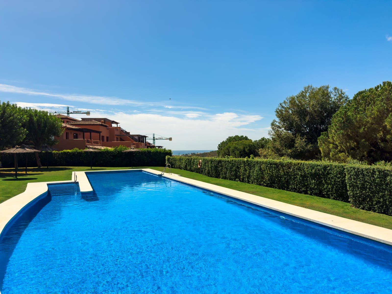 2 soveværelse Penthouse til salg i Casares med swimmingpool garage - € 459.000 (Ref: 10094369)