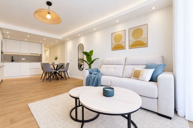 Ullakkoasunto myytävänä paikassa La Duquesa / Puerto de la Duquesa, Manilva - 218 000 € (Ref: 10139389)