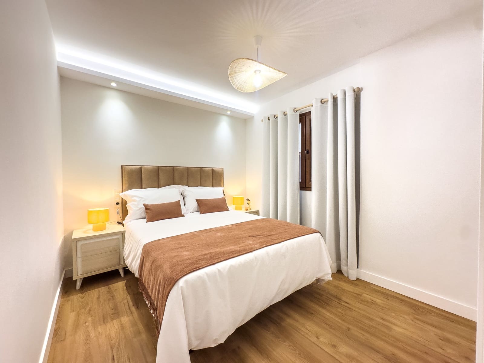 2 slaapkamer Appartement te koop in La Duquesa / Puerto de la Duquesa - € 325.000 (Ref: 10139390)