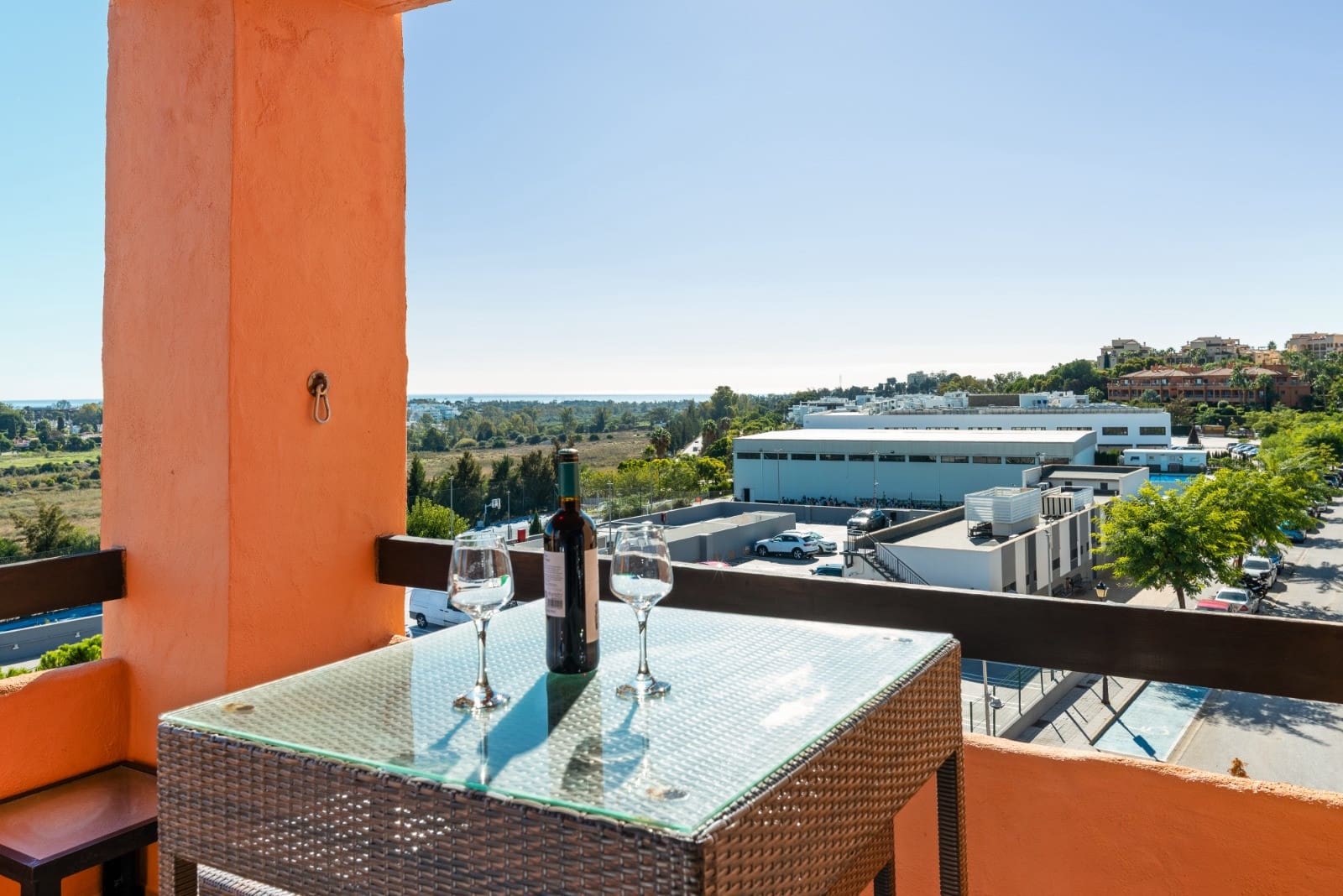 2 bedroom Apartment for sale in Benahavis with pool garage - € 480,000 (Ref: 10139391)