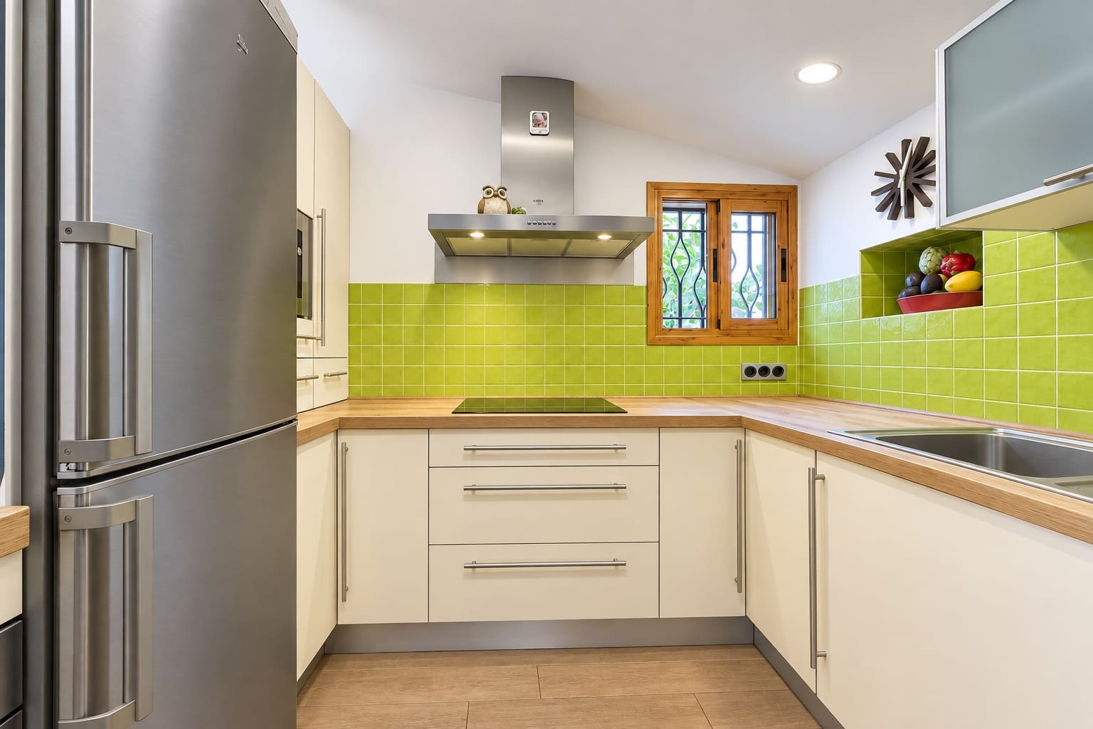3 sovrum Semi-fristående Villa till salu i Bahia Dorada med pool garage - 599 000 € (Ref: 10159275)