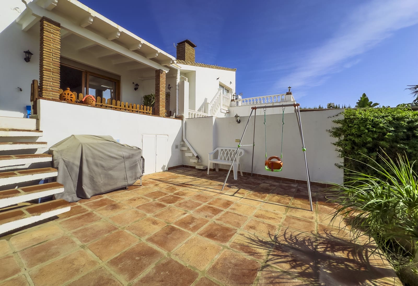 3 sovrum Semi-fristående Villa till salu i Bahia Dorada med pool garage - 599 000 € (Ref: 10159275)