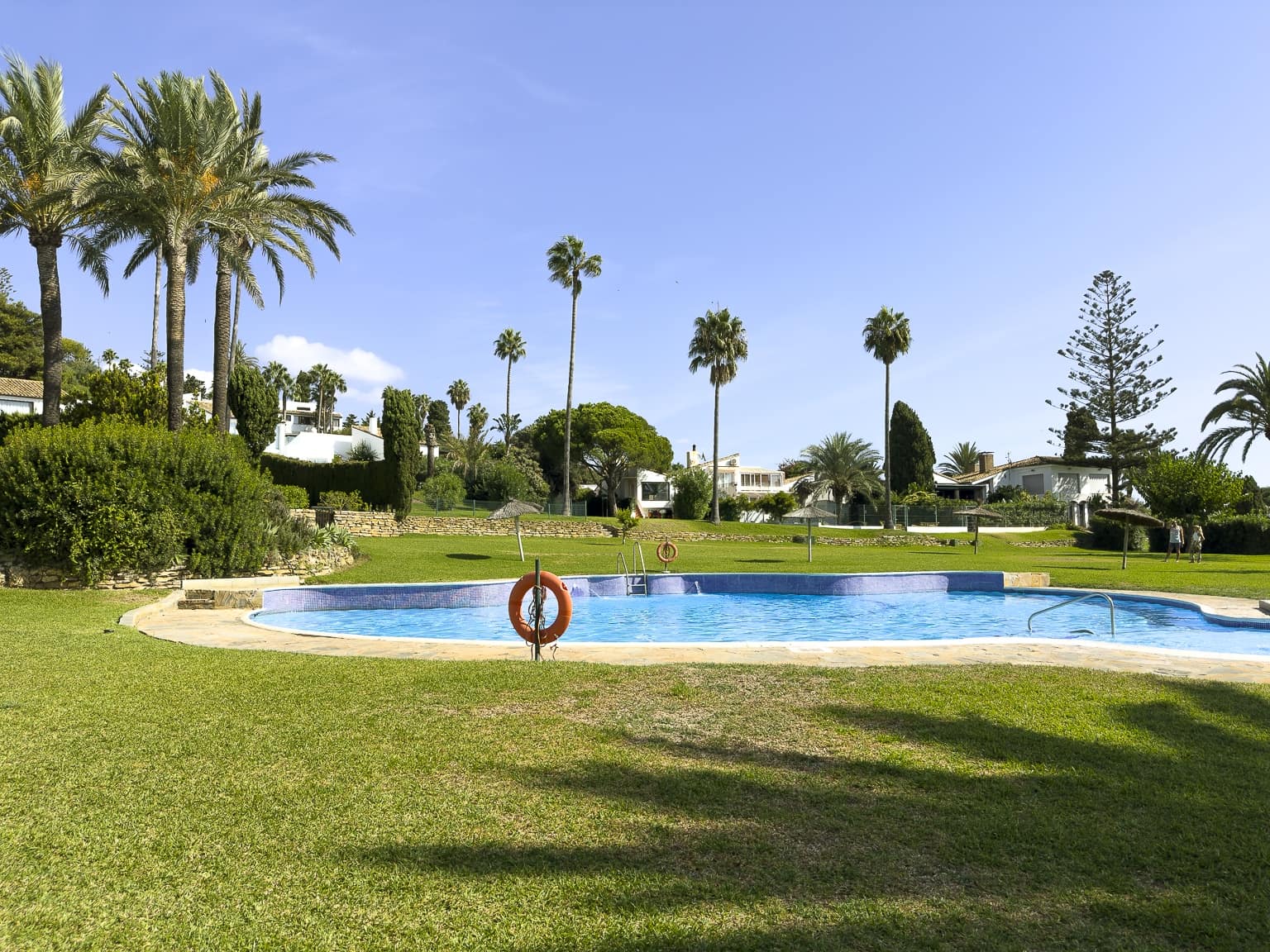 3 sovrum Semi-fristående Villa till salu i Bahia Dorada med pool garage - 599 000 € (Ref: 10159275)