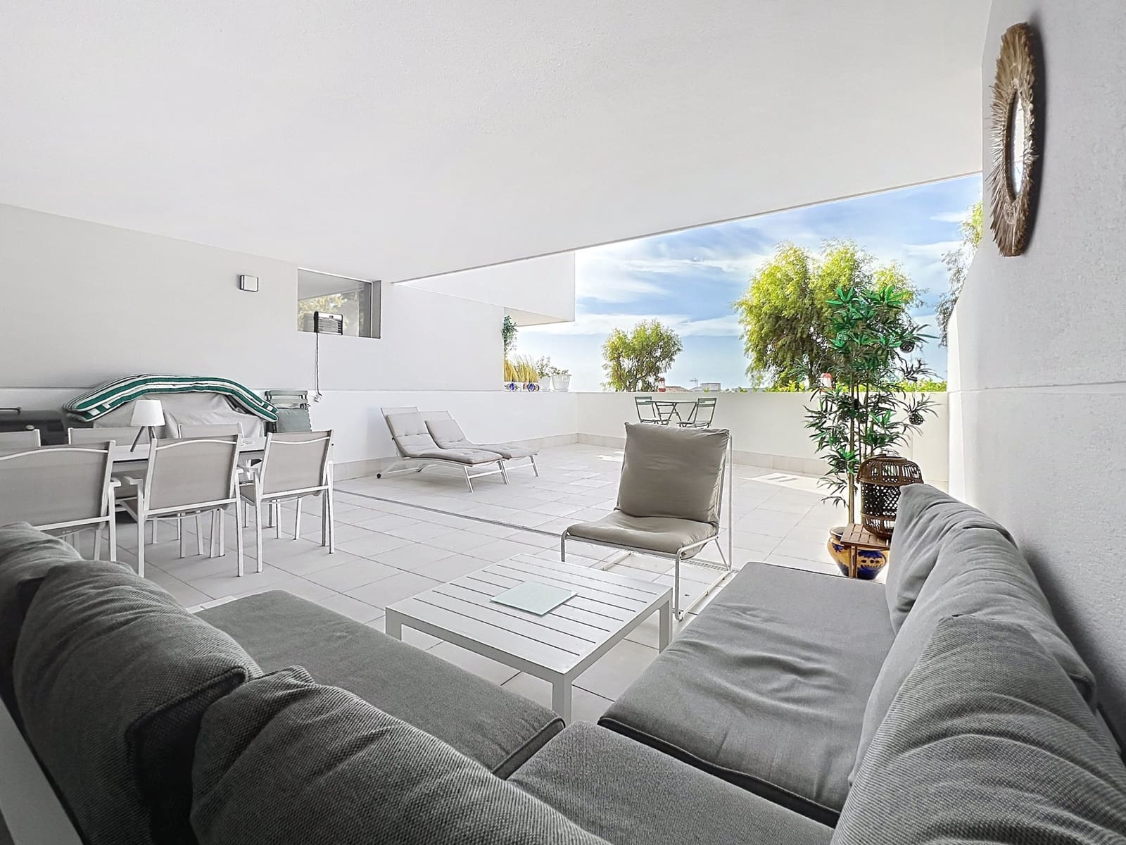 3 soveværelse Lejlighed til salg i Manilva med swimmingpool garage - € 525.000 (Ref: 10166323)