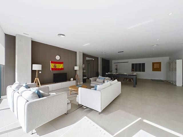 3 soveværelse Lejlighed til salg i Manilva med swimmingpool garage - € 525.000 (Ref: 10166323)