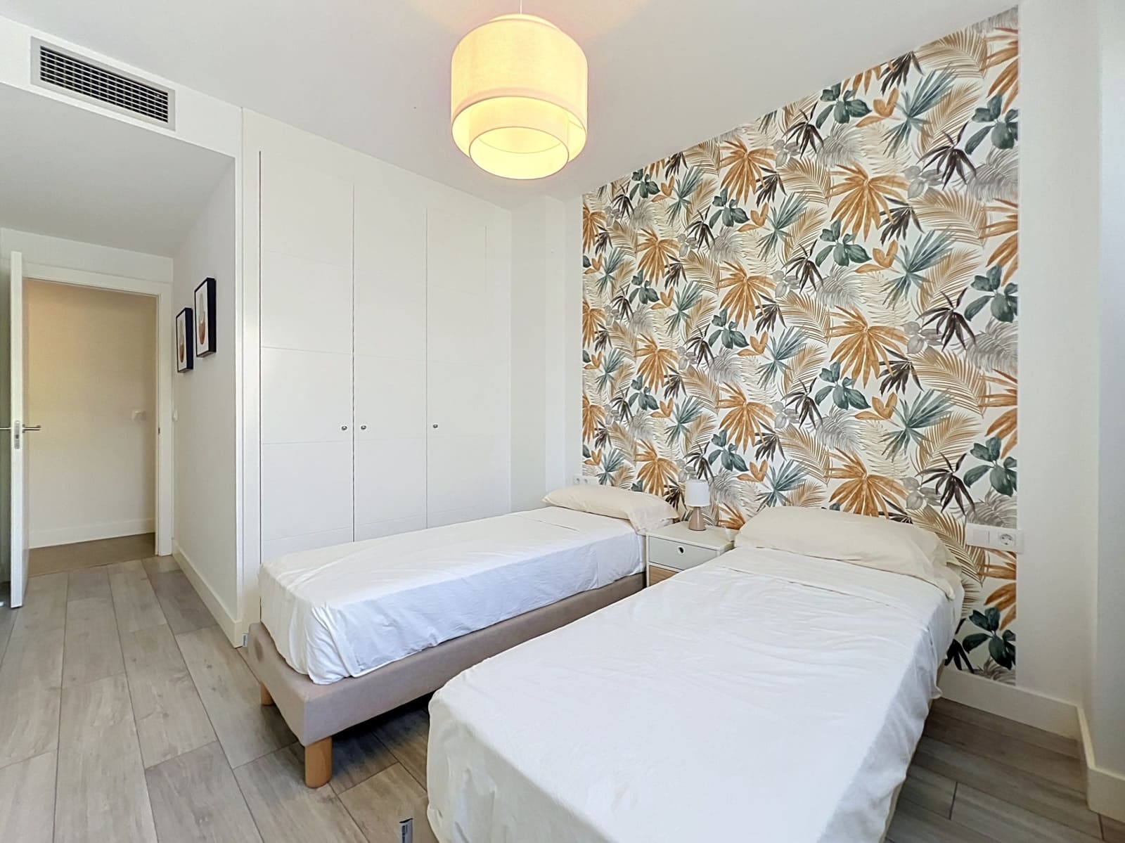 3 soveværelse Lejlighed til salg i Manilva med swimmingpool garage - € 525.000 (Ref: 10166323)