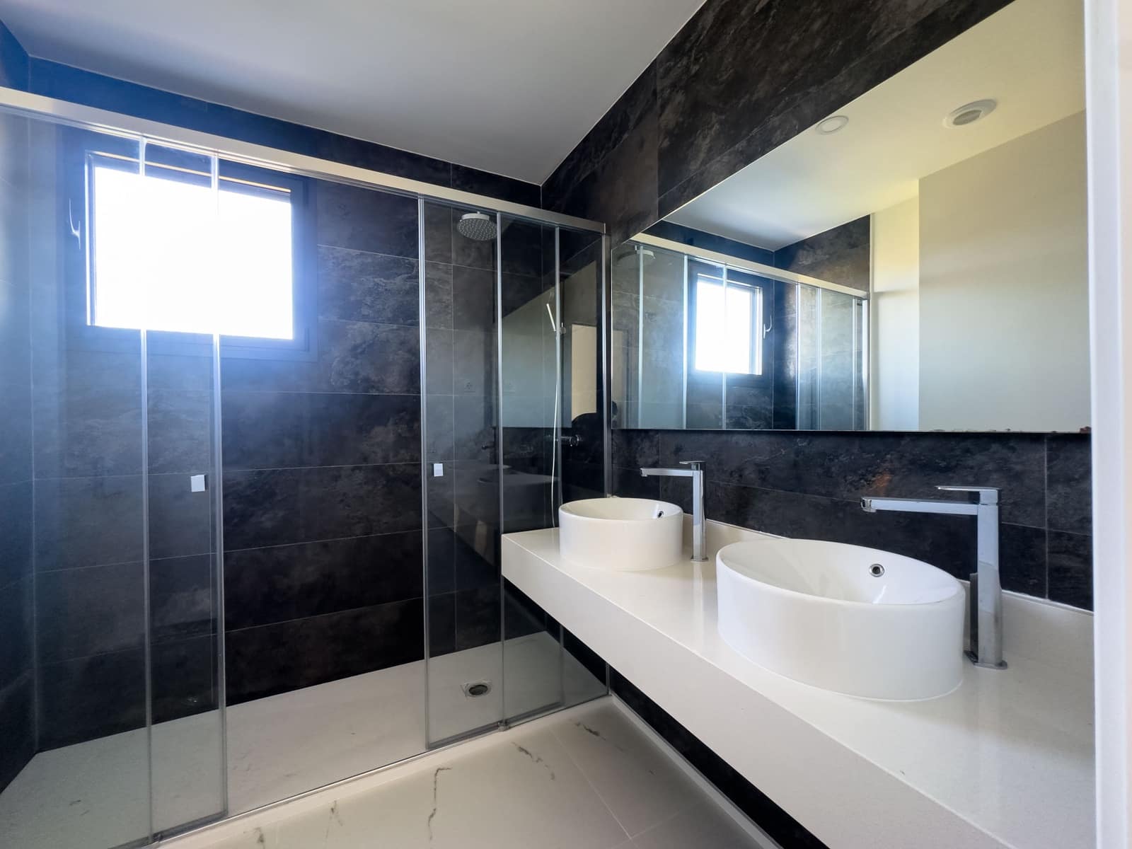 2 Zimmer Apartment zu verkaufen in Casares mit Pool Garage - 505.000 € (Ref: 8865464)