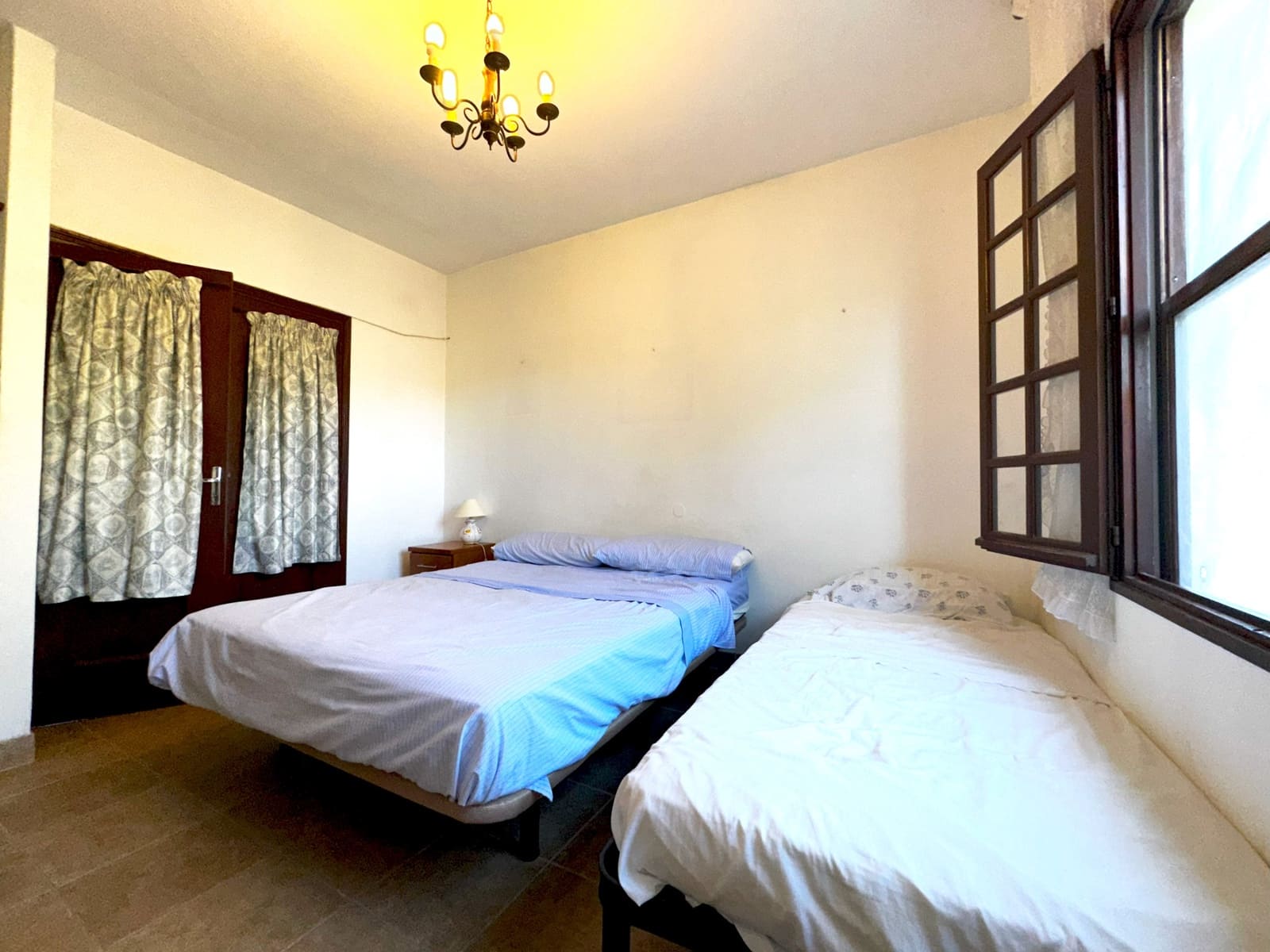 6 quarto Casa em Banda para venda em El Velerin com piscina garagem - 689 000 € (Ref: 8865469)