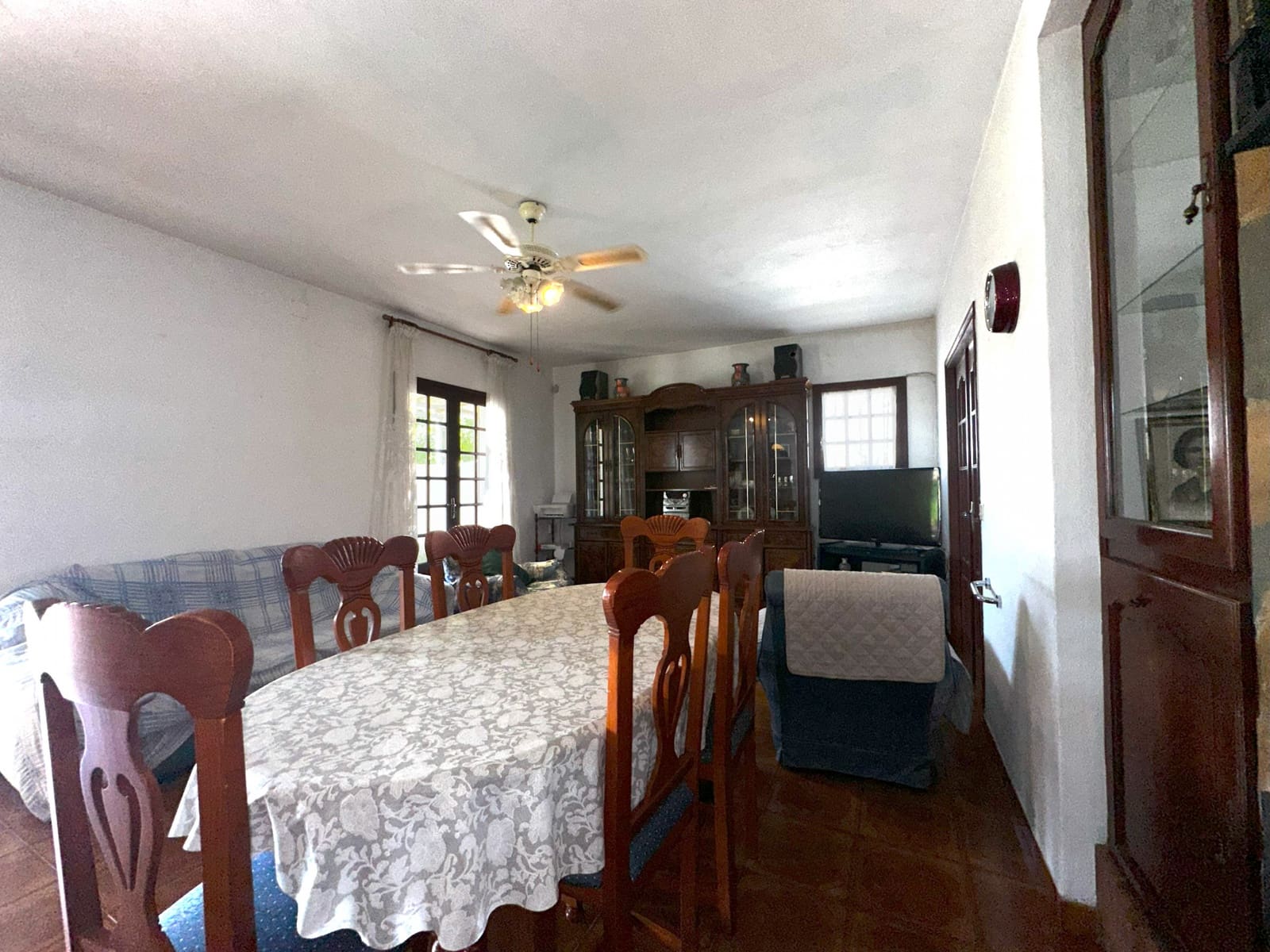 6 quarto Casa em Banda para venda em El Velerin com piscina garagem - 689 000 € (Ref: 8865469)