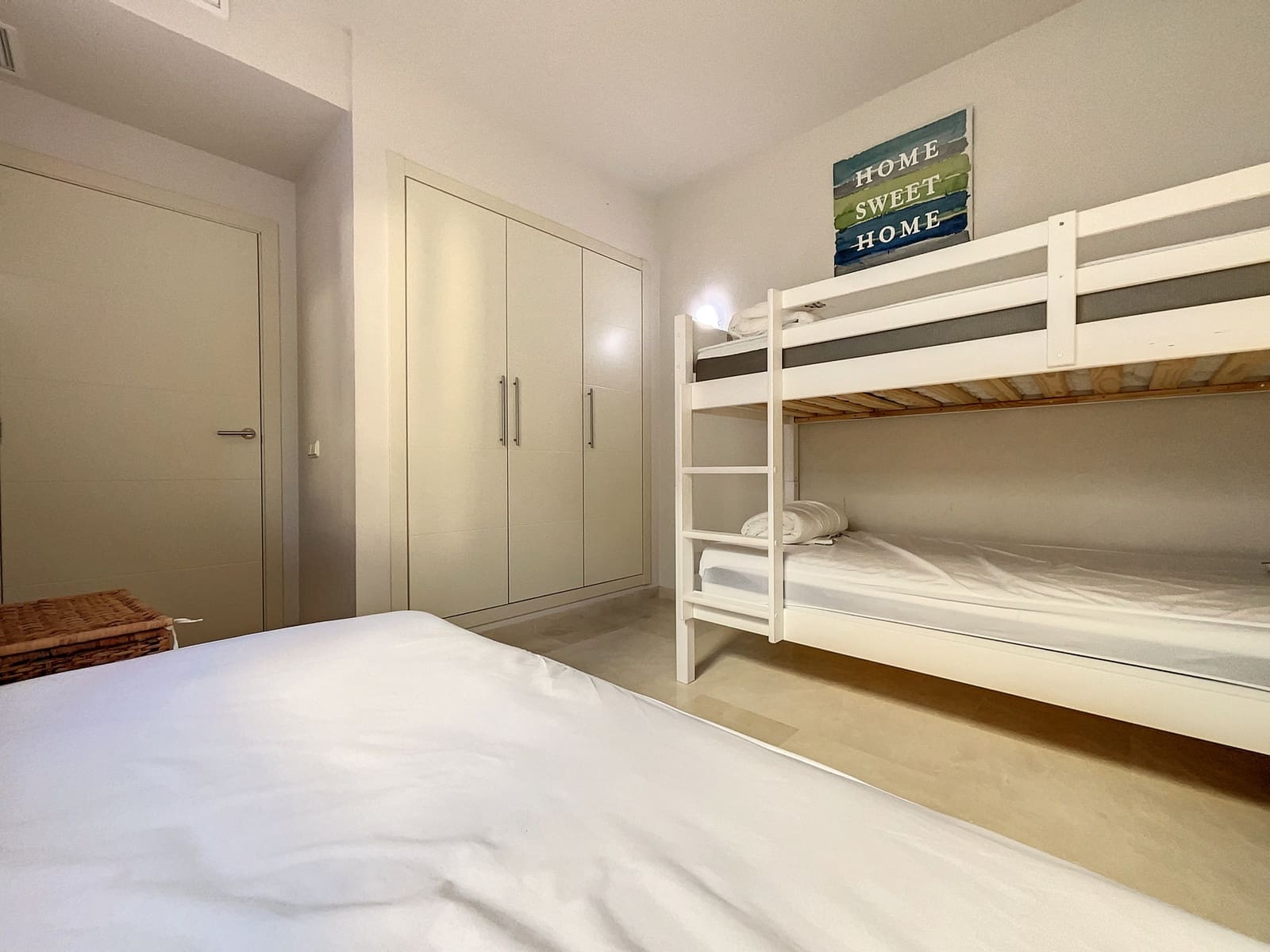 2 chambre Appartement à vendre à Casares avec piscine garage - 315 000 € (Ref: 8865471)