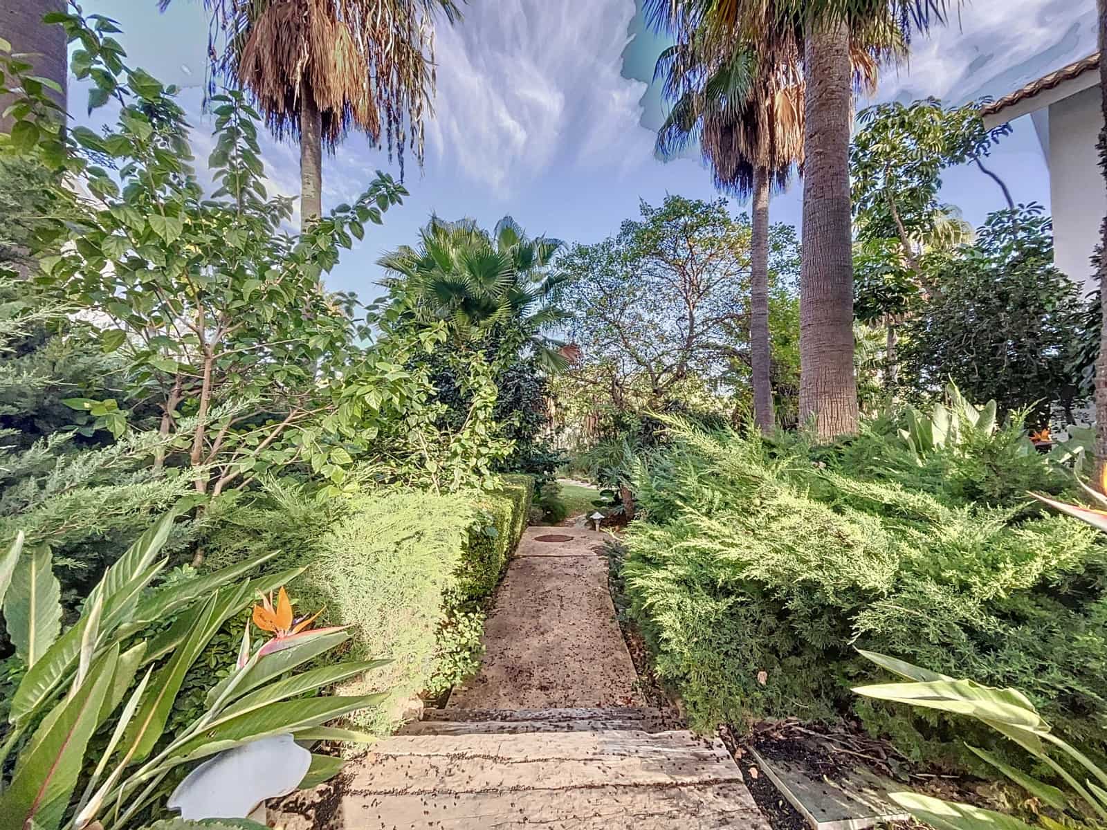 2 chambre Appartement à vendre à Casares avec piscine garage - 315 000 € (Ref: 8865471)