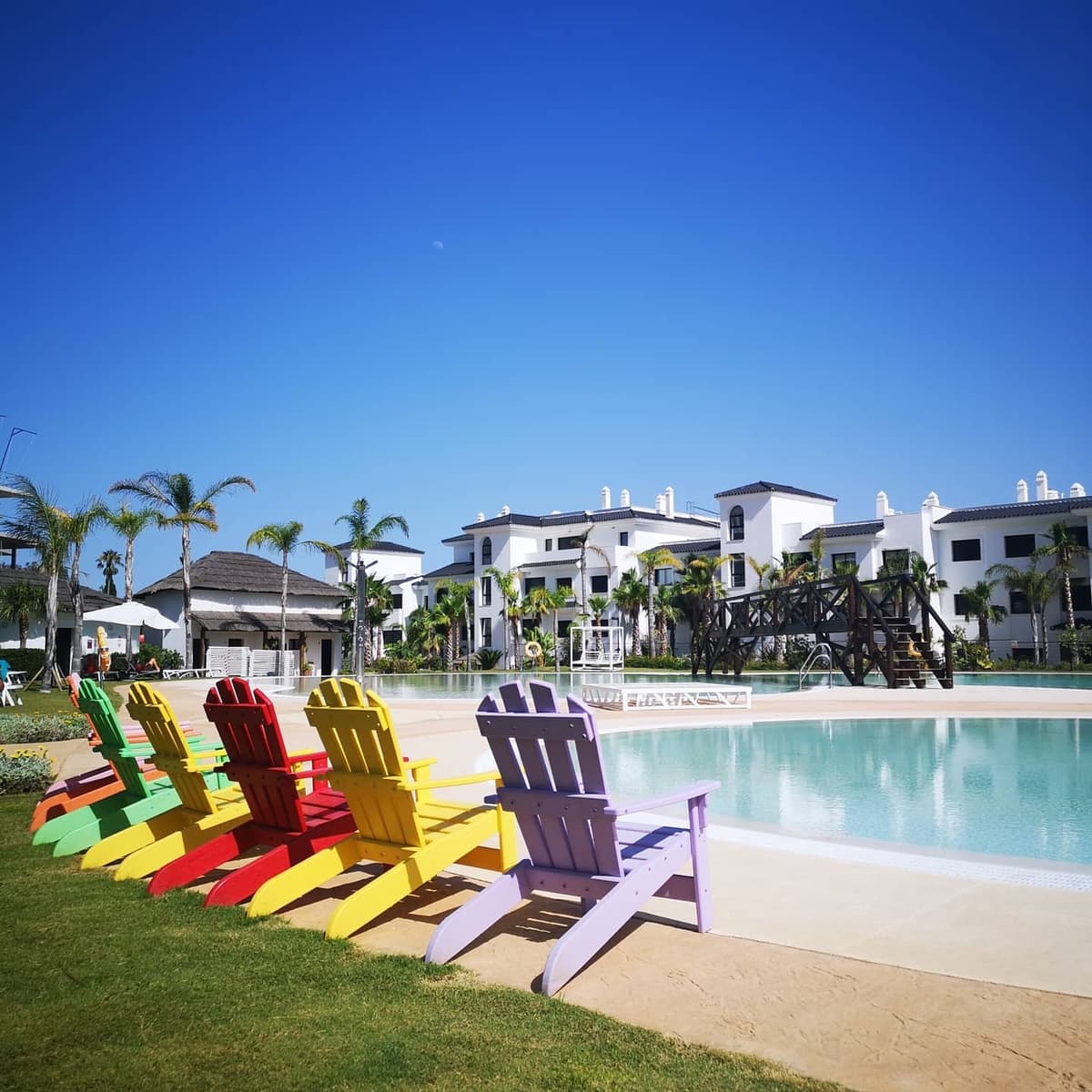 3 sypialnia Apartament na sprzedaż w Estepona z basenem garażem - 860 000 € (Ref: 8869546)