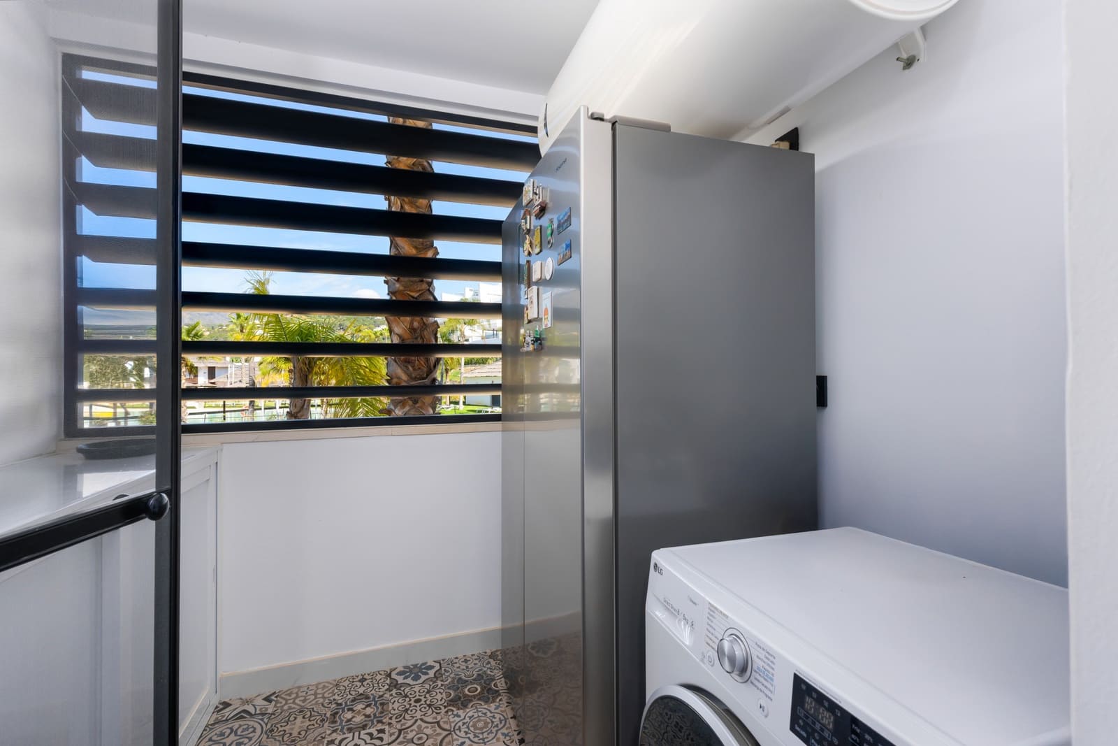 3 sypialnia Apartament na sprzedaż w Estepona z basenem garażem - 860 000 € (Ref: 8869546)