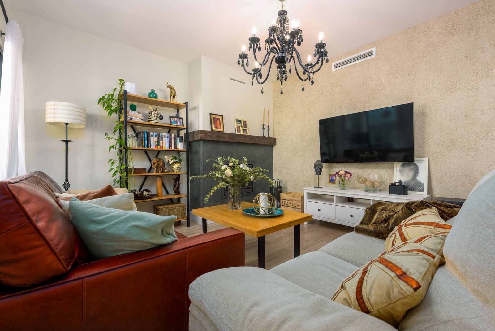 3 sypialnia Apartament na sprzedaż w Estepona z basenem garażem - 860 000 € (Ref: 8869546)