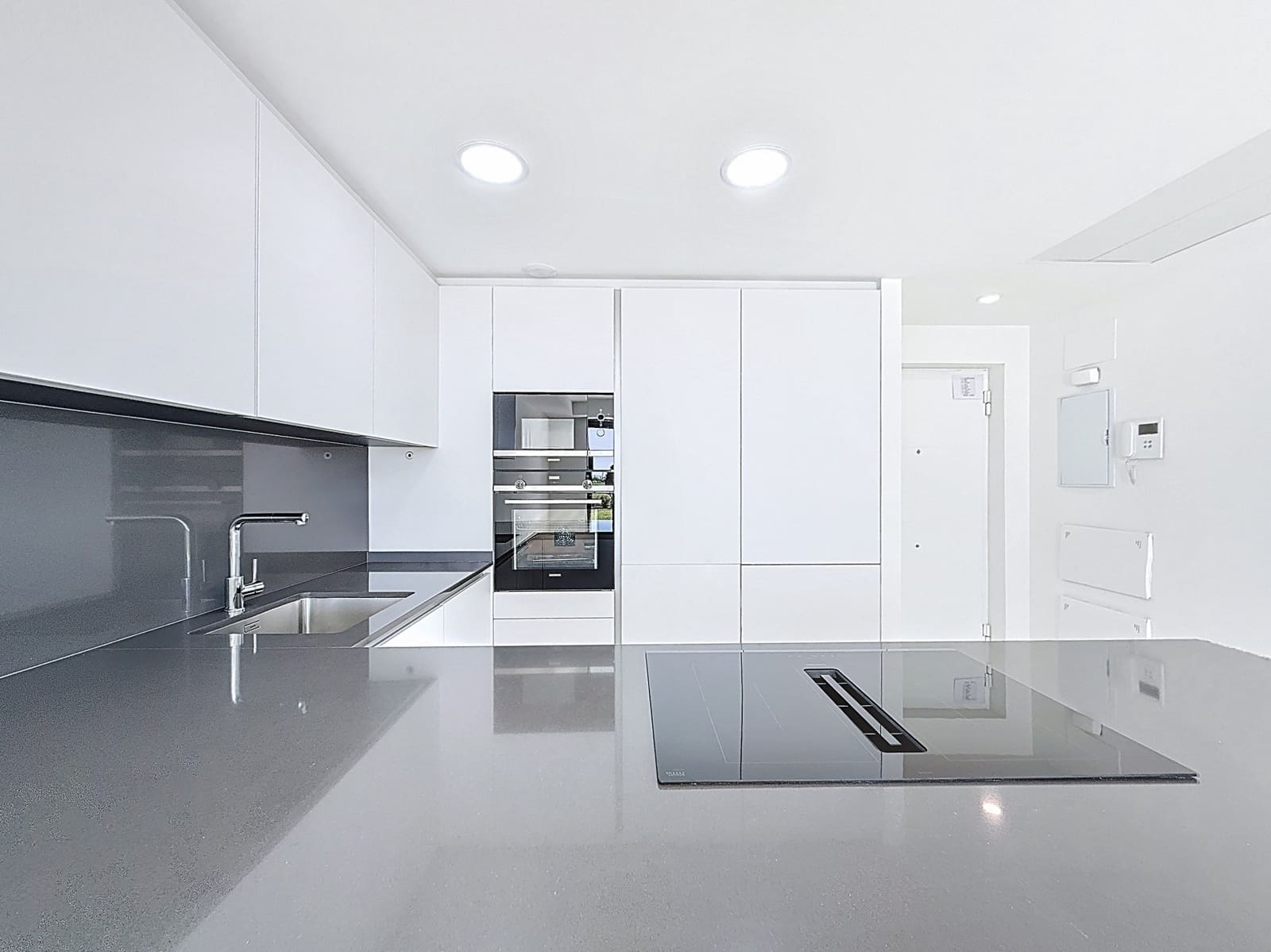 2 bedroom Apartment for sale in Casares with pool garage - € 420,000 (Ref: 8932413)