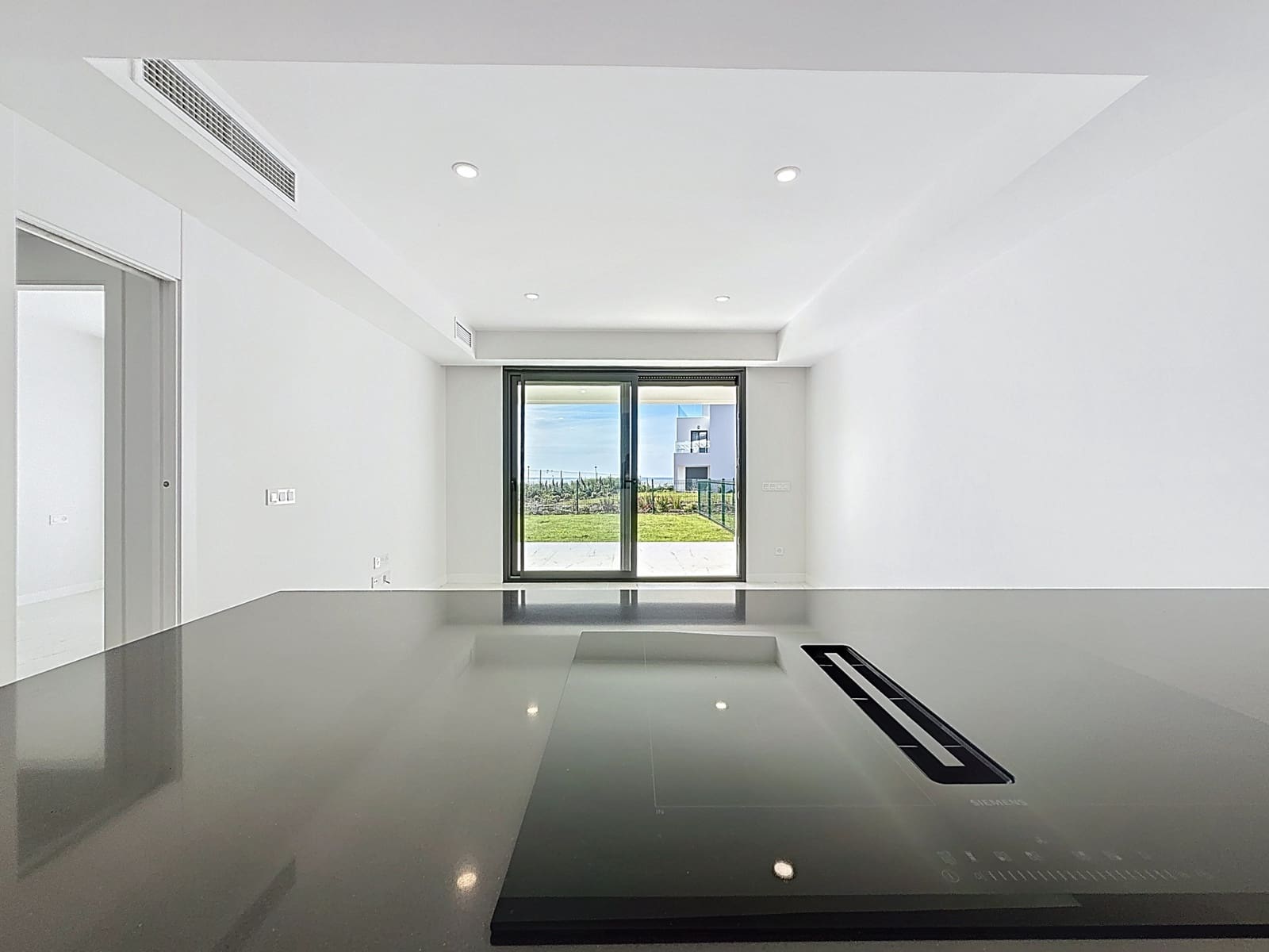 2 bedroom Apartment for sale in Casares with pool garage - € 420,000 (Ref: 8932413)