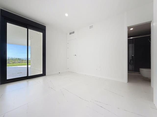 2 soveværelse Lejlighed til salg i Casares med swimmingpool garage - € 420.000 (Ref: 8932413)