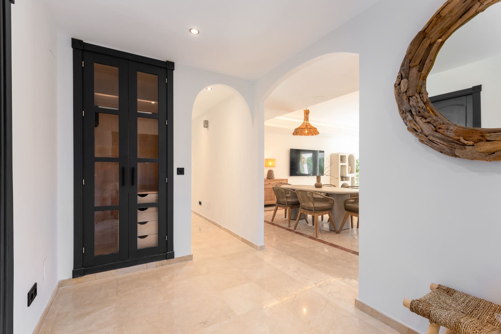 Apartamento de 3 habitaciones en Sotogrande en venta con piscina garaje - 650.000 € (Ref: 8935096)