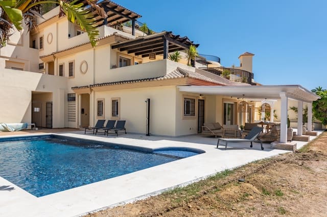 3 sovrum Lägenhet till salu i Sotogrande, San Roque med pool garage - 650 000 € (Ref: 8935096)