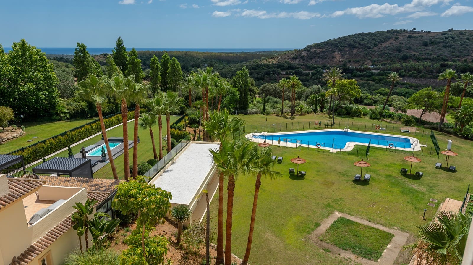 Apartamento de 3 habitaciones en Sotogrande en venta con piscina garaje - 650.000 € (Ref: 8935096)